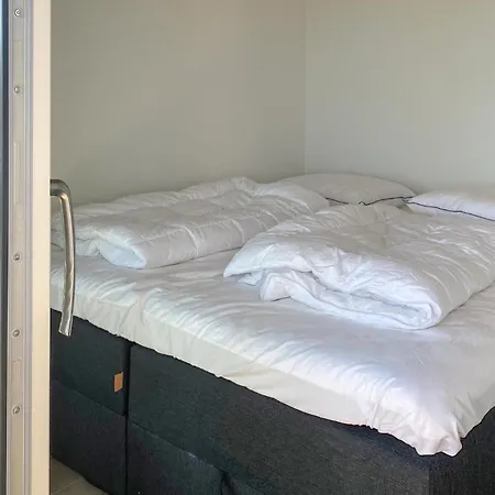 4 Bedroom Amazing In פרדריקה