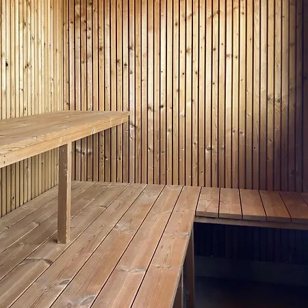 4 Bedroom Amazing In 別荘