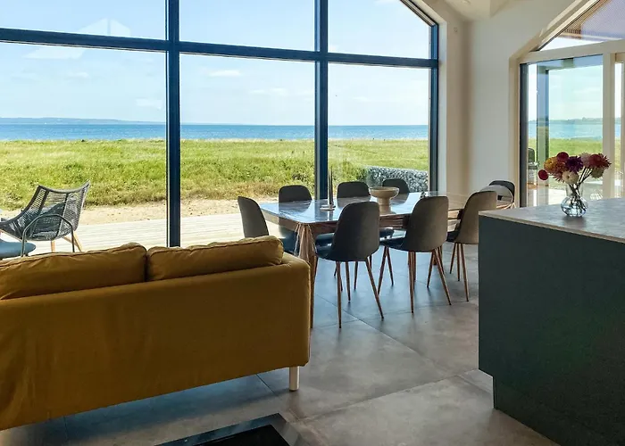 Casa vacanze 4 Bedroom Amazing In *